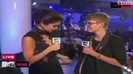 Selena Gomez Interviews Justin Bieber at MTV VMAs 2011 038