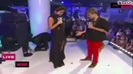 Selena Gomez Interviews Justin Bieber at MTV VMAs 2011 074