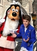justin-bieber-goofy
