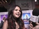 Selena Gomez at the Premiere for Hannah Montana Concert 099