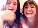 demi and selena BLOOPER!!! 077