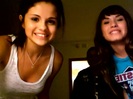 demi and selena guest 018