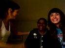 demi and selena guest 070