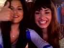 demi and selena response!! 1030