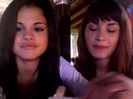 demi and selena response!! 817