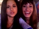 demi and selena response!! 917
