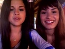 demi and selena response!! 979