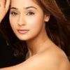 175329-sara-khan