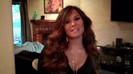 Demi Lovato - Live Chat TODAY! 011
