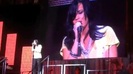 DEMI LOVATO - LIVE IN LOS ANGELES 715