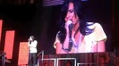 DEMI LOVATO - LIVE IN LOS ANGELES 716