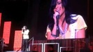 DEMI LOVATO - LIVE IN LOS ANGELES 730
