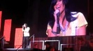 DEMI LOVATO - LIVE IN LOS ANGELES 734
