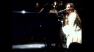 Demi Lovato - Skyscraper (Live in New York - fan video) 1010