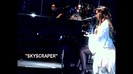 Demi Lovato - Skyscraper (Live in New York - fan video) 1075