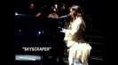 Demi Lovato - Skyscraper (Live in New York - fan video) 1093