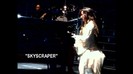 Demi Lovato - Skyscraper (Live in New York - fan video) 1096