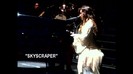 Demi Lovato - Skyscraper (Live in New York - fan video) 1097