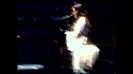 Demi Lovato - Skyscraper (Live in New York - fan video) 1232