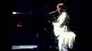 Demi Lovato - Skyscraper (Live in New York - fan video) 1238