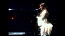 Demi Lovato - Skyscraper (Live in New York - fan video) 1240