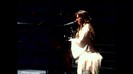 Demi Lovato - Skyscraper (Live in New York - fan video) 1255