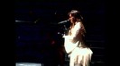 Demi Lovato - Skyscraper (Live in New York - fan video) 1257
