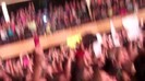 Demi Lovato - Skyscraper (Live in New York - fan video) 810