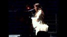 Demi Lovato - Skyscraper (Live in New York - fan video) 1295