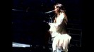 Demi Lovato - Skyscraper (Live in New York - fan video) 1348