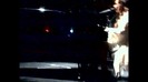 Demi Lovato - Skyscraper (Live in New York - fan video) 1394