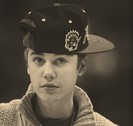 Hei ?! pe cine cauti :]]] ???