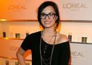 demi-lovato-gg-lounging