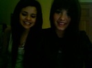 Demi Lovato and Selena Gomez vlog 1122