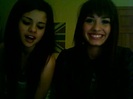 Demi Lovato and Selena Gomez vlog 2911