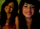 demi lovato and selena gomez with SPECIAL GUEST!!! 541