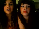demi lovato and selena gomez with SPECIAL GUEST!!! 1123