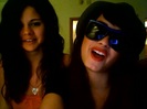 demi lovato and selena gomez with SPECIAL GUEST!!! 195
