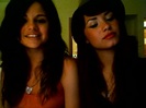 demi lovato and selena gomez with SPECIAL GUEST!!! 654