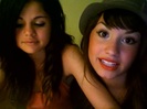 demi lovato and selena gomez with SPECIAL GUEST!!! 1678