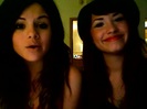 demi lovato and selena gomez with SPECIAL GUEST!!! 243