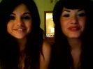 demi lovato and selena gomez with SPECIAL GUEST!!! 256