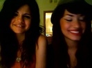 demi lovato and selena gomez with SPECIAL GUEST!!! 312