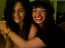demi lovato and selena gomez with SPECIAL GUEST!!! 1745