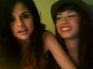 demi lovato and selena gomez with SPECIAL GUEST!!! 1279
