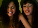 demi lovato and selena gomez with SPECIAL GUEST!!! 1303