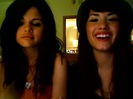 demi lovato and selena gomez with SPECIAL GUEST!!! 453