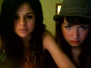 demi lovato and selena gomez with SPECIAL GUEST!!! 1829