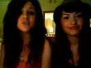 demi lovato and selena gomez with SPECIAL GUEST!!! 482