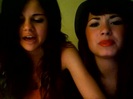 demi lovato and selena gomez with SPECIAL GUEST!!! 1899